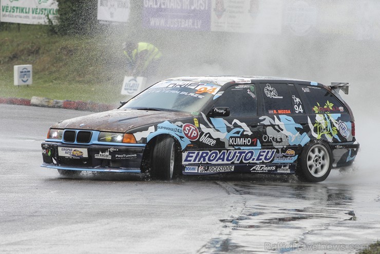 Aizvadīts drifta sacensību Riga Drift Challenge 2. posms 125248