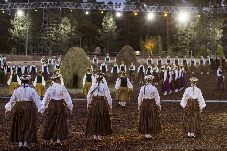 Saulgriežu deju uzvedums Lec, saulīte! pārsteidz ar iespaidīgu scenāriju un audiovizuāliem priekšnesumiem 125882