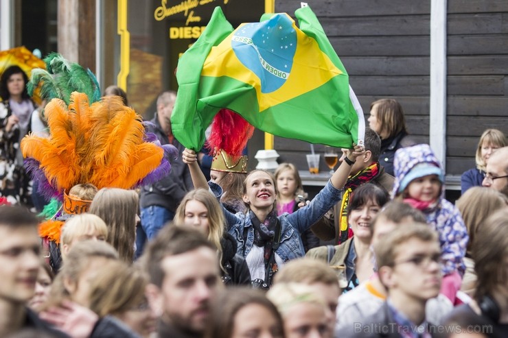 Kalnciema kvartālā noticis Brazīlijas ritmu vakars 126363