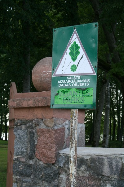 Vīgantes dabas parks ir lieliska pastaigu vieta, kur var gan atsaukt atmiņā 