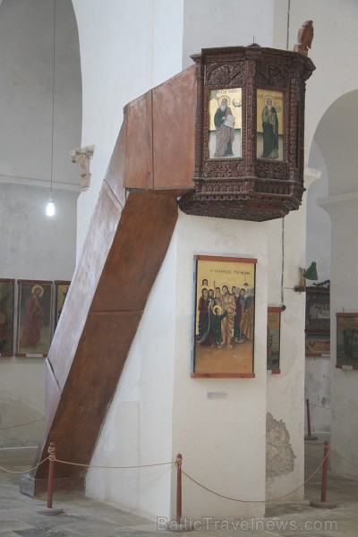 Travelnews.lv ar starptautiskā tūroperatora Go Adventure atbalstu apmeklē Svēto Barnabas klosteri Ziemeļkiprā, kas ir slavens ar unikālu ikonu kolekci 126923