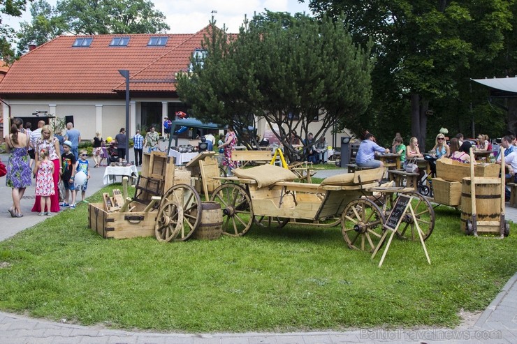 Ar daudzveidīgu programmu aizvadīti Valmieras pilsētas svētki 127300