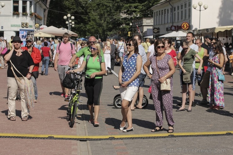 Ļoti muzikāli aizvadīti Jomas ielas svētki 127424