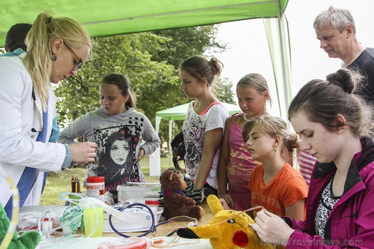 Jaunpiebalgā norisinājies Ģimeņu sporta festivāls 128000