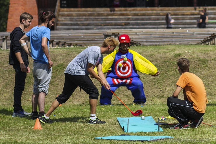 Jaunpiebalgā norisinājies Ģimeņu sporta festivāls 128036