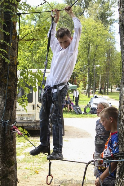 19. jūlijā Neretas novada svētku laikā, ģimenes varēja piedalīties Ģimeņu sporta festivālā,  kur katra - gan liela, gan maza sportot griboša ģimene iz 128598