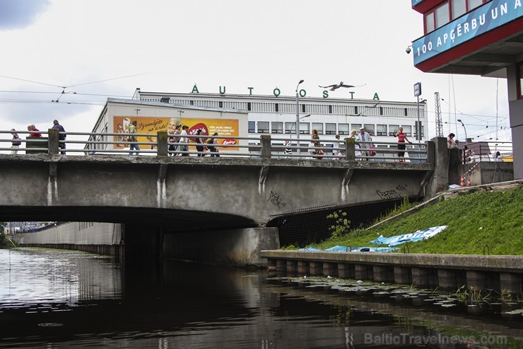 Travelnews.lv redakcija apskata Vecrīgu no Rīgas kanāla un Daugavas ūdeņiem 128635