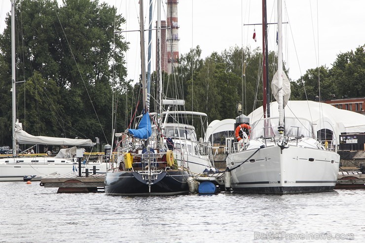 Travelnews.lv redakcija apskata Vecrīgu no Rīgas kanāla un Daugavas ūdeņiem 128671