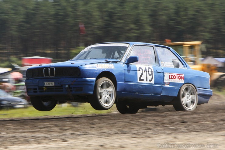 26.07.2014 sporta kompleksā 333 norisinājās Ziemeļeiropas zonas (NEZ) rallijkrosa čempionāta izšķirošais posms 129285