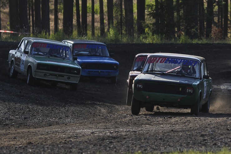 26.07.2014 sporta kompleksā 333 norisinājās Ziemeļeiropas zonas (NEZ) rallijkrosa čempionāta izšķirošais posms 129300