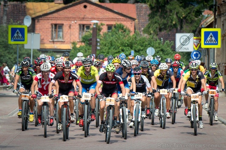 27.07.2014 Ventas upes krastos esošajā Kuldīgā norisinājās aizraujošā SEB MTB maratona 5. posms 129446