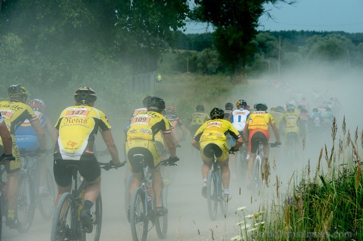 27.07.2014 Ventas upes krastos esošajā Kuldīgā norisinājās aizraujošā SEB MTB maratona 5. posms 129449