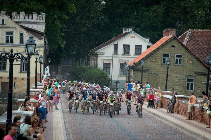 27.07.2014 Ventas upes krastos esošajā Kuldīgā norisinājās aizraujošā SEB MTB maratona 5. posms 129456