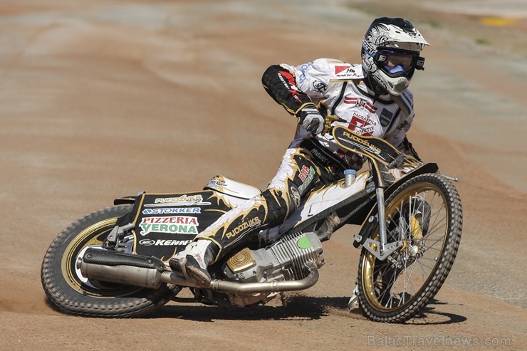 Rīgā, pilsētas svētku ietvaros, Biķernieku trasē notiks Rietumu Bank Latvian FIM Speedway Grand Prix 8.posms. Ar šīm, pasaulē augstākajām spīdveja sac 130062