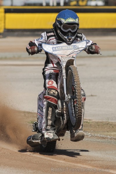 Rīgā, pilsētas svētku ietvaros, Biķernieku trasē notiks Rietumu Bank Latvian FIM Speedway Grand Prix 8.posms. Ar šīm, pasaulē augstākajām spīdveja sac 130063