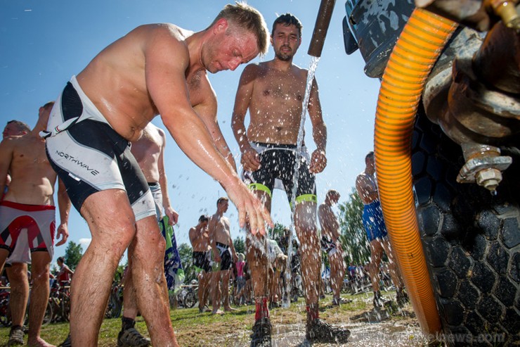 Svētdien Cēsīs norisinājās aizraujošā SEB MTB maratona sestais posms. 130604