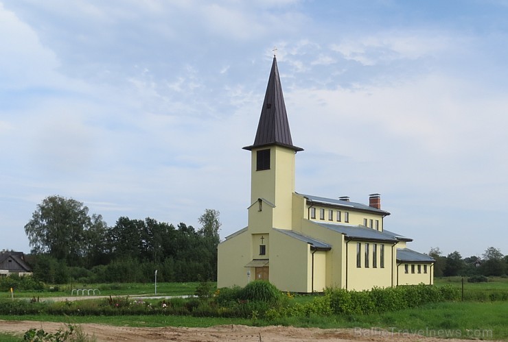 Suntažu Vissvētās Trīsvienības Romas katoļu baznīca (2009.gads) 130716