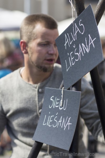 Rīgas Centrāltirgū bija iespējams izbaudīt Viduslaiku tirgus noskaņas 130894