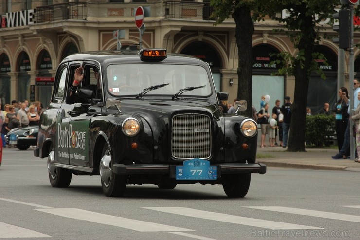 Jau devīto reizi noticis starptautiskais seno spēkratu salidojums «Riga Retro» 131096