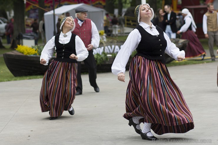 Carnikavā aizvadīti tradicionālie Nēģu svētki 131848