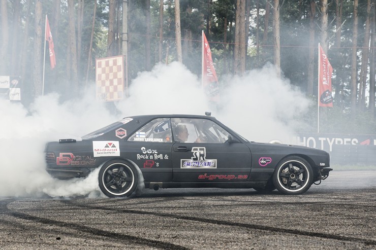 Ar spraigām cīņām aizvadīts Ziemeļeiropas drifta čempionāta noslēdzošais posms 132365