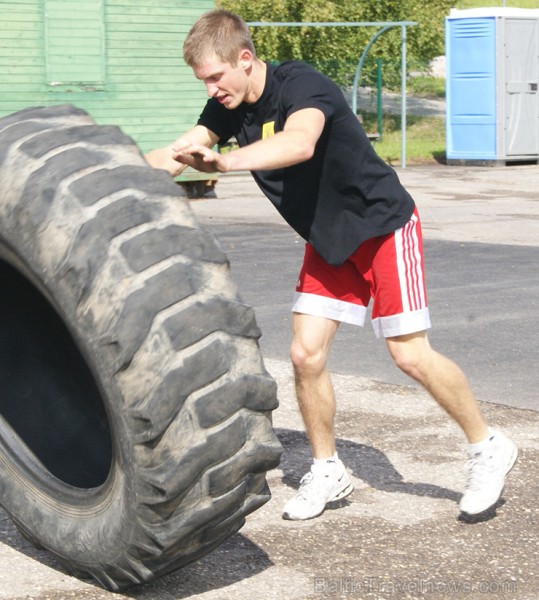 Komandas gars 30.08.2014 valdīja Smiltenē, kur nesen atjaunotajā stadionā notika novada sporta svētki 132457