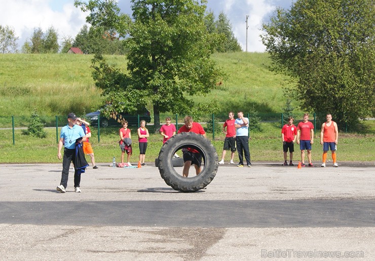 Komandas gars 30.08.2014 valdīja Smiltenē, kur nesen atjaunotajā stadionā notika novada sporta svētki 132458