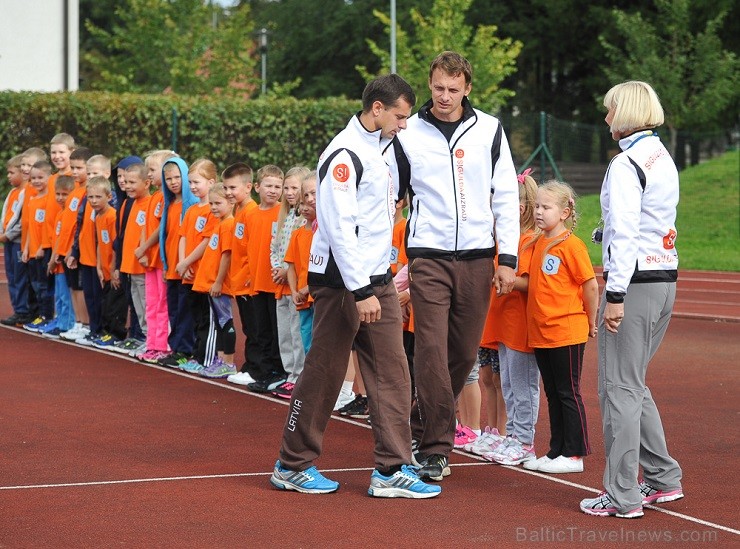 02.09.2014 ar sporta stundu Siguldas pilsētas vidusskolā tika atklāta Latvijā pirmā klase ar sporta novirzienu 132694