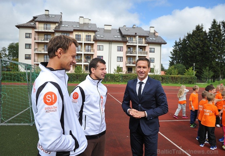 02.09.2014 ar sporta stundu Siguldas pilsētas vidusskolā tika atklāta Latvijā pirmā klase ar sporta novirzienu 132713