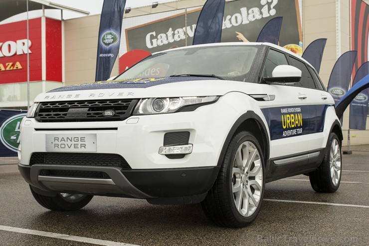 Travelnews.lv iepazīstas ar Range Rover Evoque iespējām 132773