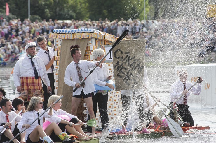 Jelgavā norisinājusies XII BALTAIS Piena paku laivu regate 132835