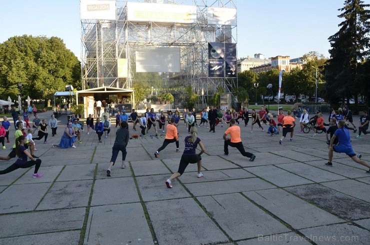 03.09.2014 Esplanādē noticis Radisson BLU un ESPA Rīga tematiskais skriešanas treniņš, kas organizēts pasākuma NIKE Riga Run ietvaros 133142