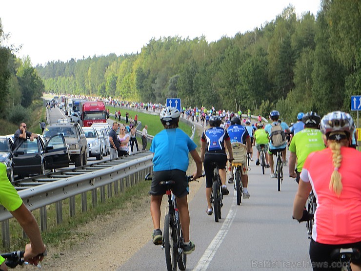 24. Latvijas riteņbraucēju Vienības brauciens Siguldā pulcē vairāk nekā 4000 dalībniekus 133275