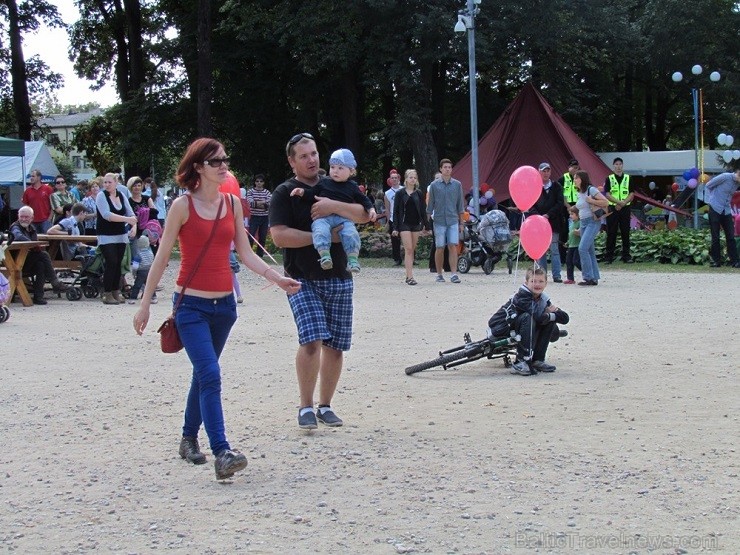 Metāla svētku laikā, 06.09.2014, Jelgavas reģionālais tūrisma centrs organizēja orientēšanās sacensības pa Jelgavu. Sacensībās piedalījās 9 komandas,  133429