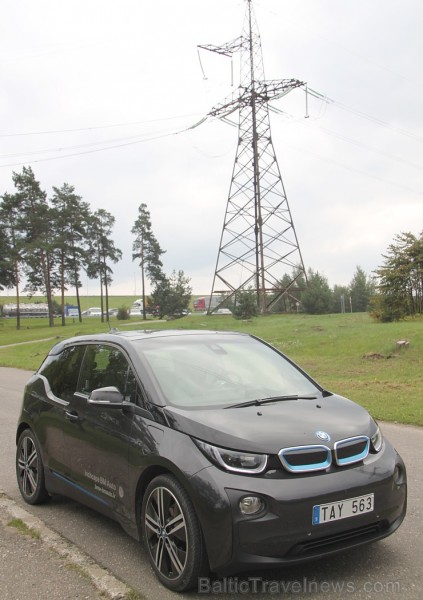 Travelnews.lv kopā ar partneriem ceļo ar moderno tehnoloģiju automašīnu BMW i3 133669