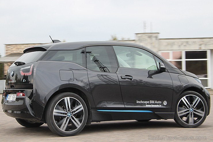 Travelnews.lv kopā ar partneriem ceļo ar moderno tehnoloģiju automašīnu BMW i3 133671