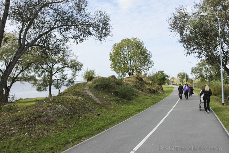 Atklāts Ķengaraga promenādes pagarinājums līdz Mazjumpravas muižai 135248