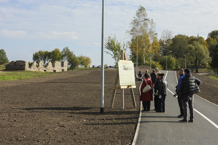 Atklāts Ķengaraga promenādes pagarinājums līdz Mazjumpravas muižai 135252