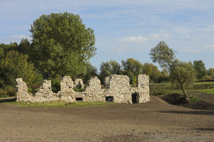 Atklāts Ķengaraga promenādes pagarinājums līdz Mazjumpravas muižai 135255