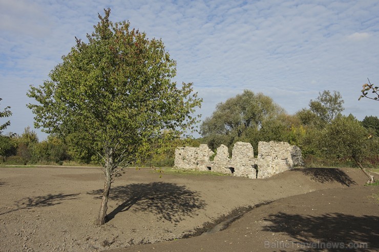 Atklāts Ķengaraga promenādes pagarinājums līdz Mazjumpravas muižai 135256