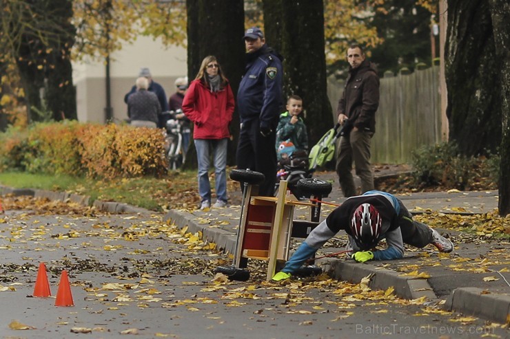 Limbažos notikušas minikāru sacensības un paraugdemonstrējumi 135712