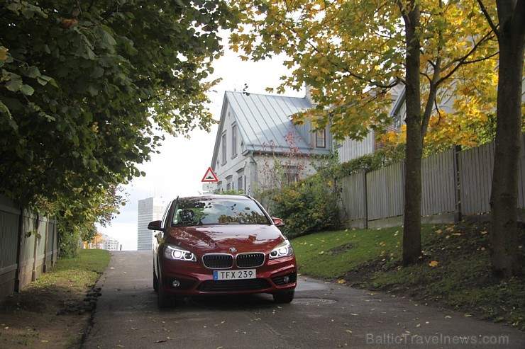 Travelnews.lv redakcija ceļo ar pirmo priekšpiedziņas BMW modeli (BMW 218d) 136051