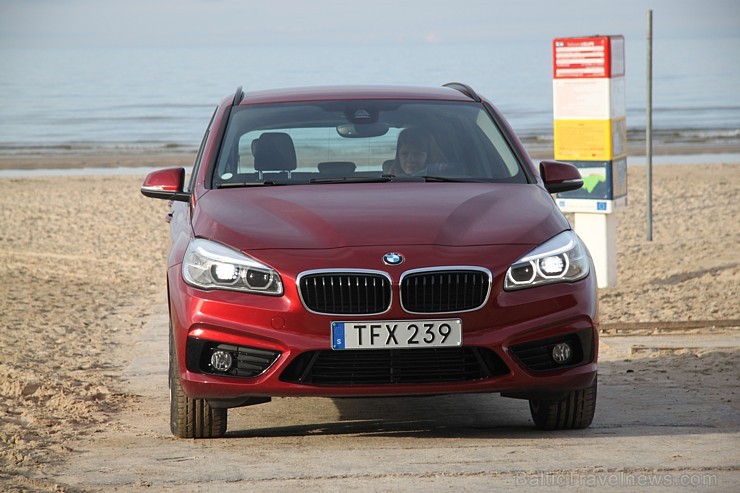 Travelnews.lv redakcija ceļo ar pirmo priekšpiedziņas BMW modeli (BMW 218d) 136063