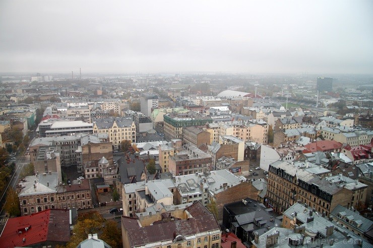 Lielisks skats uz Rīgu un gardi ēdieni pirms jaunās darba nedēļas sākuma- tāds ir brančs «Skyline bar» 136469