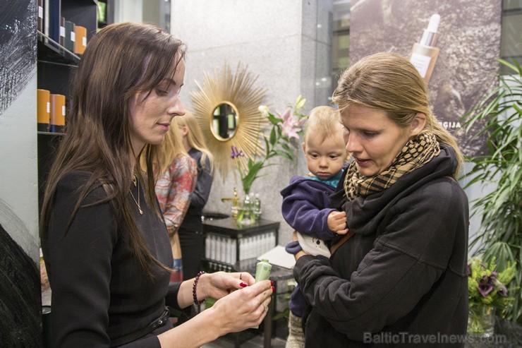 Rīgā atvērts MÁDARA jaunais konceptveikals – salons SKIN CAFE 137176