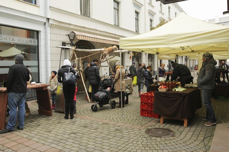 Berga Bazārs veido klusu gājēju oāzi Rīgas trokšņainā centra vidū 138846