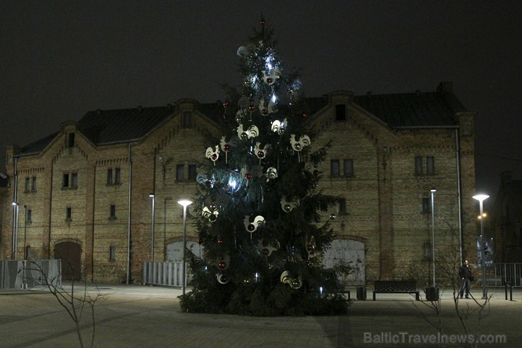 Šodien sākas 5. vides objektu festivāls «Ziemassvētku egļu ceļš» 139321