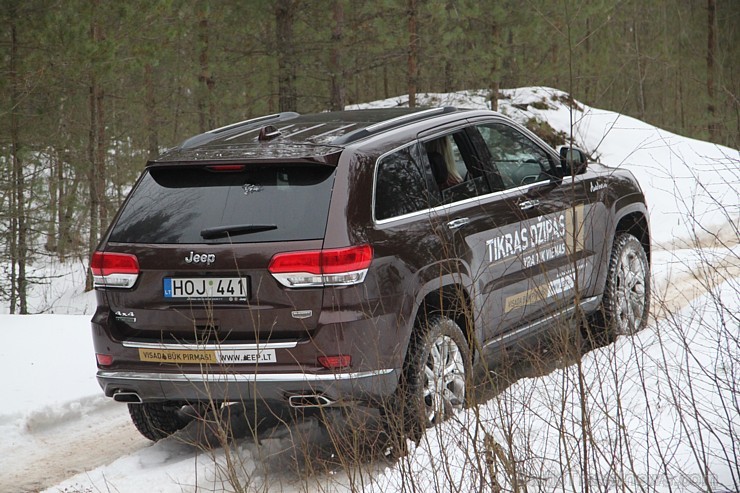 Travelnews.lv redakcija iepazīst jauno Jeep Renegade un citus Jeep automobiļus bezceļos 143037