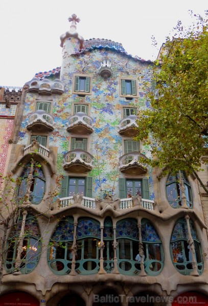 Rezidence Casa Battló atrodas Barselonā (Passeig de Gràcia, 43). Vairāk informācijas: www.catalunya.com 144600