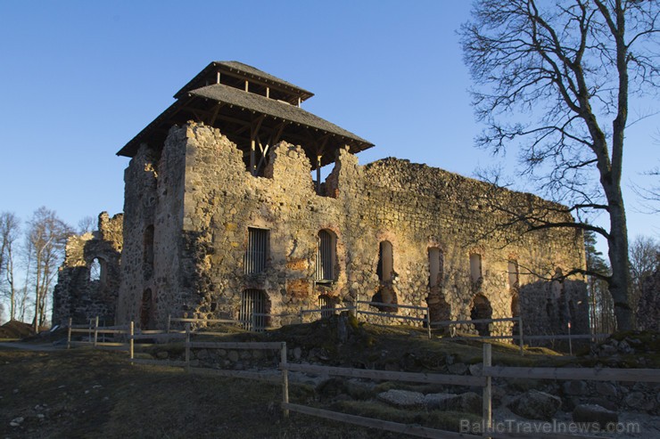 Raunas pilsdrupas ir vienas no labāk saglabājušajām pilsdrupām valstī 144971